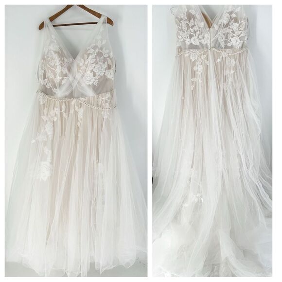 Stella York 7126 Plus Size tulle lace A-line wedding dress, size 26 - Picture 8 of 17